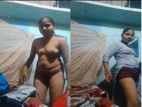 Sexy Indian Bhabhi Shows Nude Body (Updates)
