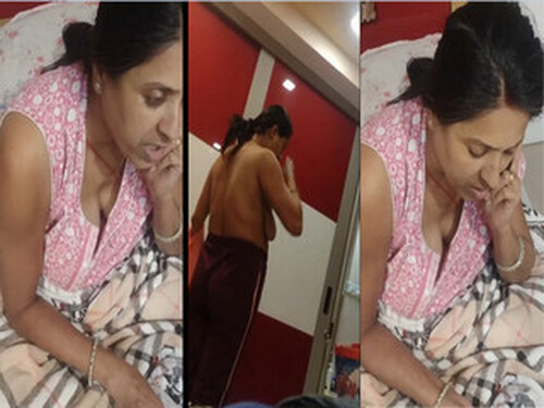 Indian Bhabhi Changing Cloths