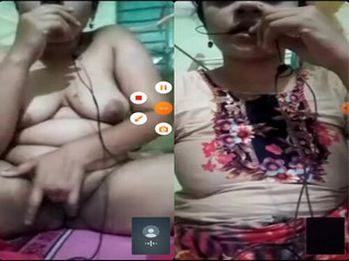 Horny Indian Girl Fingering On Vc