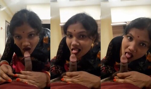 Horny Indian Wife Sucking Dick