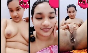 Cute Indian Mal Shows Her Nude Body