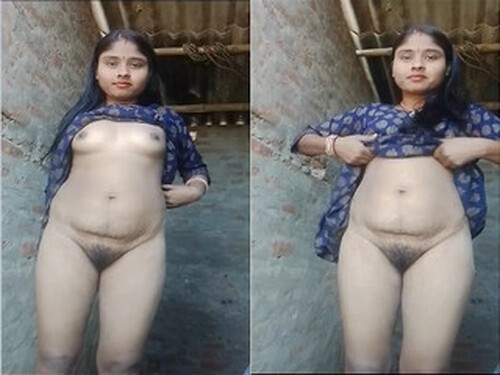 Horny Indian Bhabhi Making Nude Video For Lover