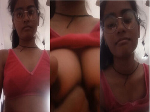 Cute Indian Girl Play With Her Boobs