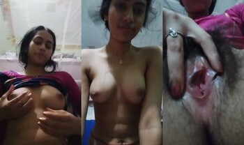 Cute Indian Mal Shows and Fingering
