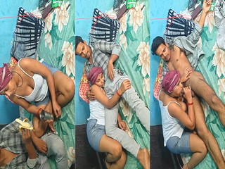 Horny Desi Cpl Romance and Sucking Dick