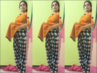 Indian Sexy Milf Changing Dress Secretly Recorded