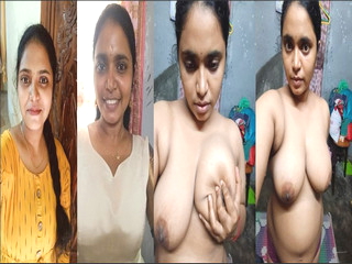 BEAUTIFUL TAMIL GIRL SQUEEZING BIG BOOBS