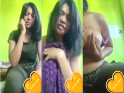 Sexy Gf Showing