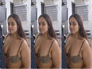 Beautiful Sexy Indian Chubby Gf Blowjob