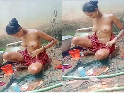 Cute Indian Girl OutDoor Bathing