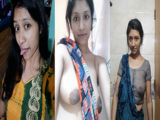 BEAUTIFUL HORNY CHEATER BENGALI BOUDI LICKING PUSSY & FINGERING FUCKING HARD MOANING REVERSE COWGIRL ENJOYING (Updates)