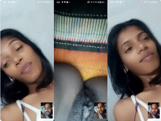 DESI SLIM CHEATER GF FINGERING ON VC