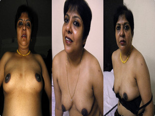 Desi Milf Sucking Dick