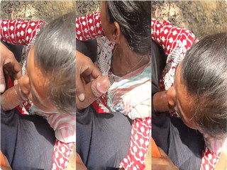 Desi Girl Sucking Lover Dick OutDoor