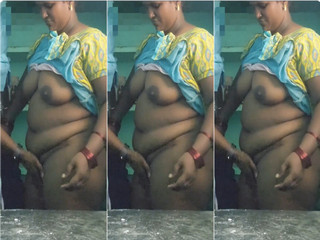 Tamil Chubby Aunty Blowjob and Fucking